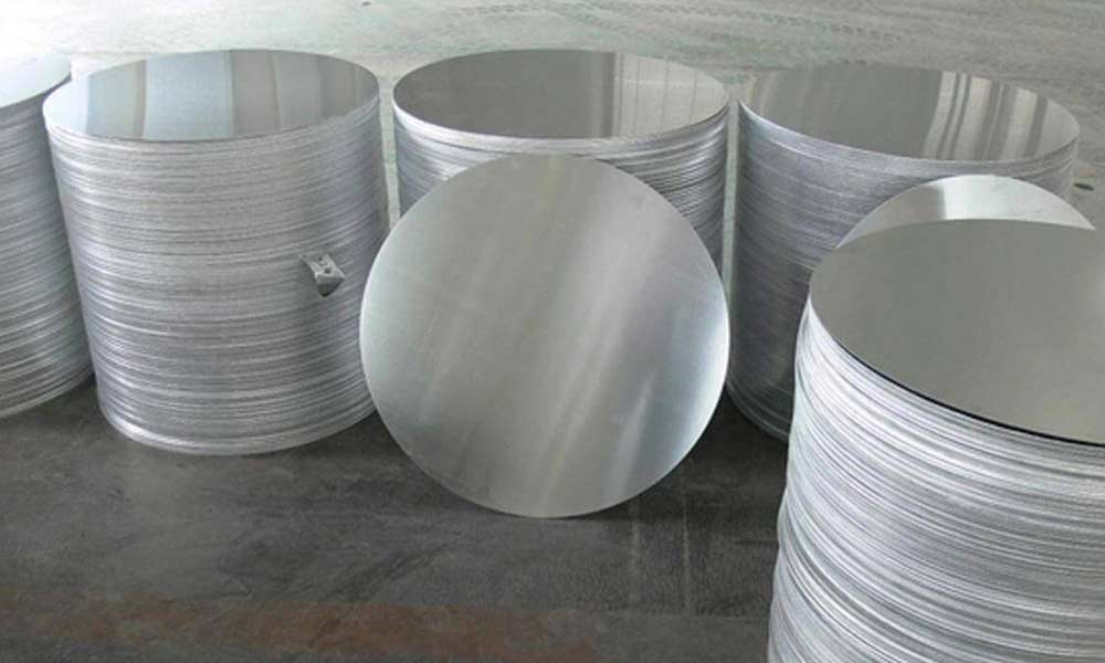 A bunch of aluminium alloy circles